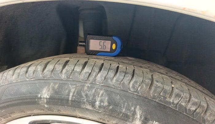 2020 Maruti Swift ZXI PLUS, Petrol, Manual, 82,446 km, tyre