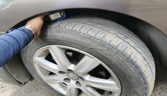 2016 Volkswagen Polo COMFORTLINE 1.5L, Diesel, Manual, 97,855 km, tyre