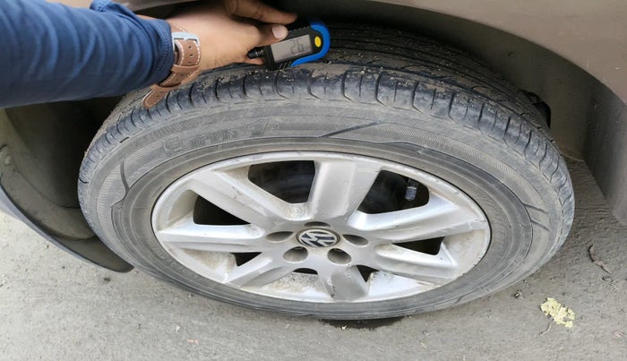 2016 Volkswagen Polo COMFORTLINE 1.5L, Diesel, Manual, 97,855 km, tyre