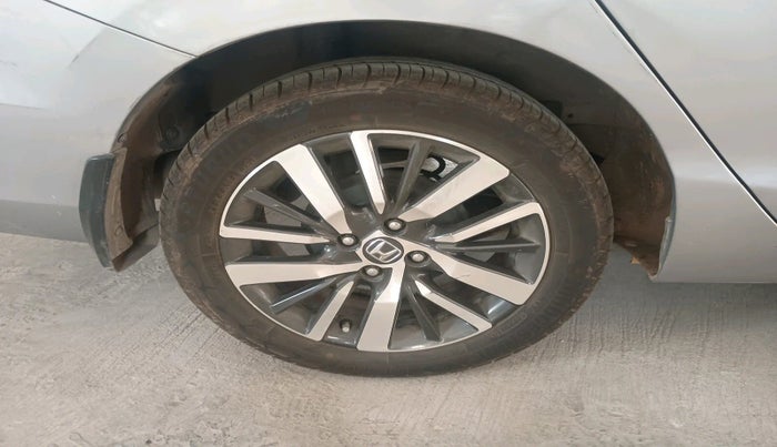 2020 Honda City 1.5L I-VTEC ZX CVT, Petrol, Automatic, 81,668 km, tyre