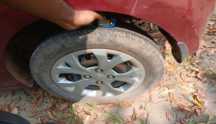 2013 Hyundai Grand i10 SPORTZ 1.2 KAPPA VTVT, Petrol, Manual, 1,24,965 km, tyre