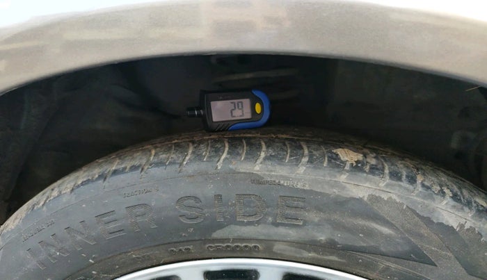 2012 Nissan Sunny XL, Petrol, Manual, 87,656 km, tyre