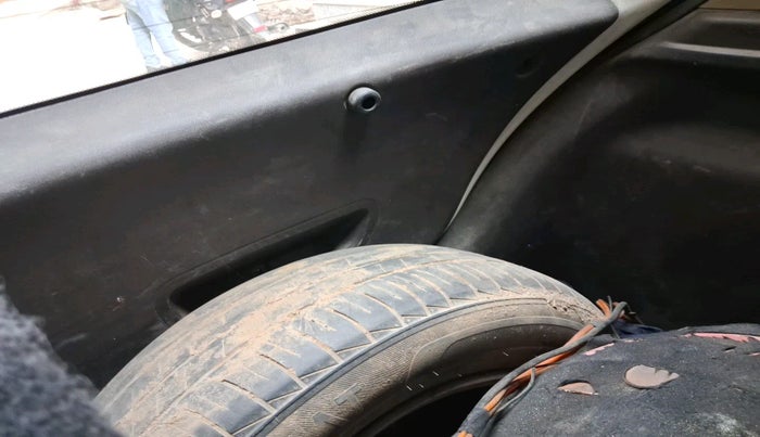 2011 Hyundai i20 SPORTZ 1.2, Petrol, Manual, 83,730 km, tyre