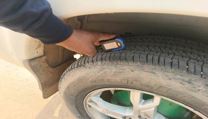 2016 Mahindra Scorpio S10, Diesel, Manual, 1,68,929 km, tyre