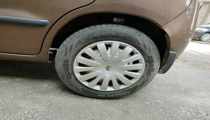 2010 Maruti Zen Estilo LXI, Petrol, Manual, 72,438 km, tyre