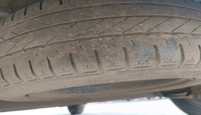 2024 Tata PUNCH ADVENTURE RHYTHM CNG, Petrol, Manual, 24,309 km, tyre