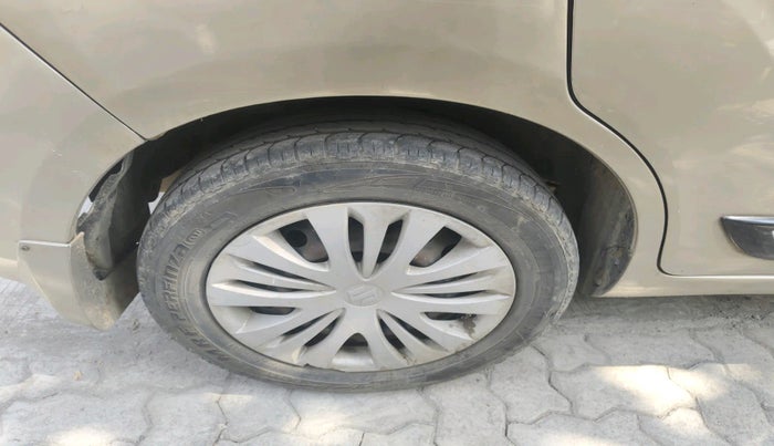 2013 Maruti Ertiga VXI, Petrol, Manual, 80,460 km, tyre