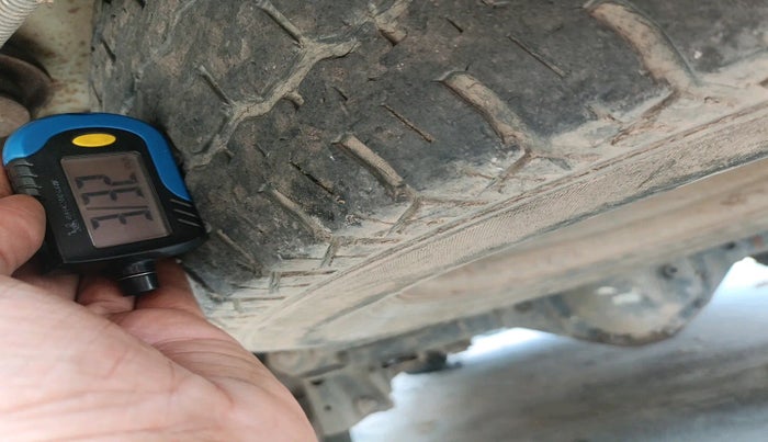 2010 Mahindra Scorpio VLX 2WD BS-III, Diesel, Manual, 89,241 km, tyre