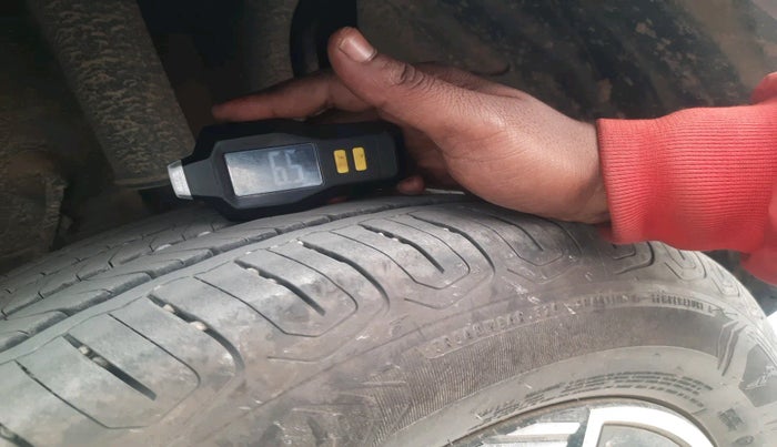 2023 Tata NEXON CREATIVE PLUS 1.2 REVOTRON 6 AMT, Petrol, Automatic, 11,537 km, tyre