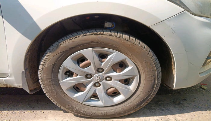 2018 Hyundai Elite i20 SPORTZ 1.2, Petrol, Manual, 96,906 km, tyre