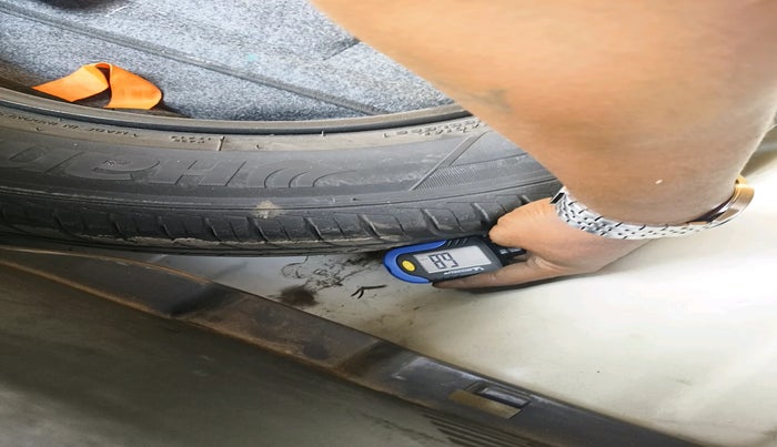 2019 Hyundai VENUE SX 1.4 CRDI, Diesel, Manual, 1,04,506 km, tyre