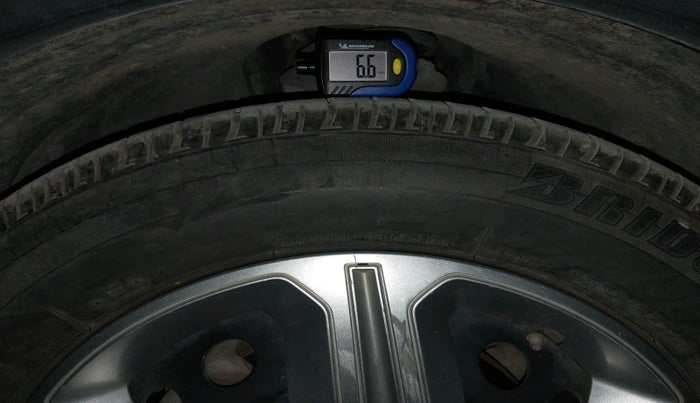 2019 Tata NEXON XMA DIESEL, Diesel, Automatic, 89,395 km, tyre