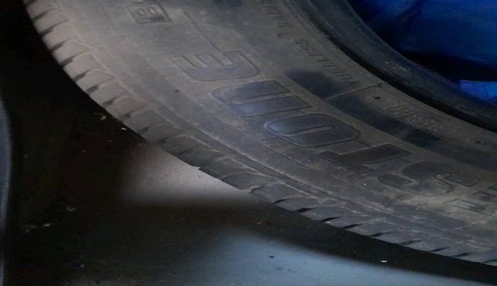 2017 Hyundai Elite i20 ASTA 1.2, Petrol, Manual, 74,172 km, tyre