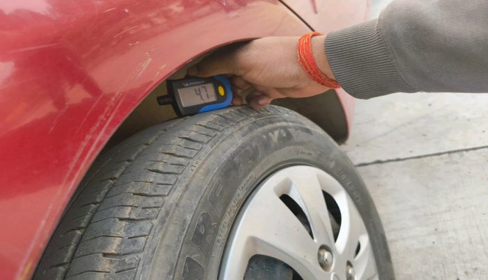 2012 Hyundai i10 SPORTZ 1.2, Petrol, Manual, 80,110 km, tyre