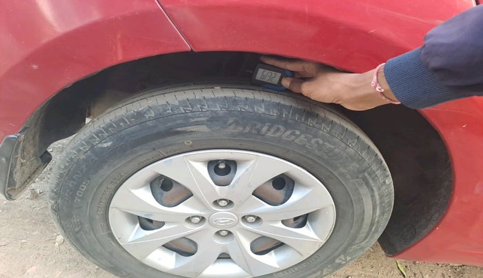 2015 Hyundai Elite i20 SPORTZ 1.2, Petrol, Manual, 1,31,546 km, tyre