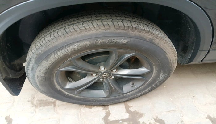 2020 Tata Harrier XZ 2.0L DARK EDITION, Diesel, Manual, 98,660 km, tyre