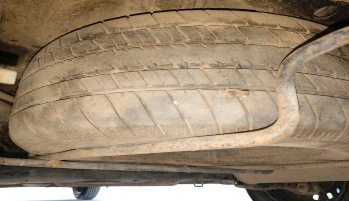 2015 Maruti Ertiga VXI, Petrol, Manual, 71,561 km, tyre