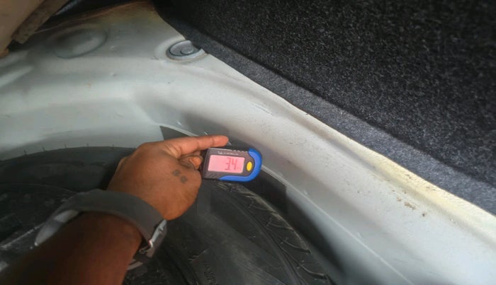 2016 Skoda Rapid AMBITION 1.6 MPI MT, Petrol, Manual, 1,14,757 km, tyre