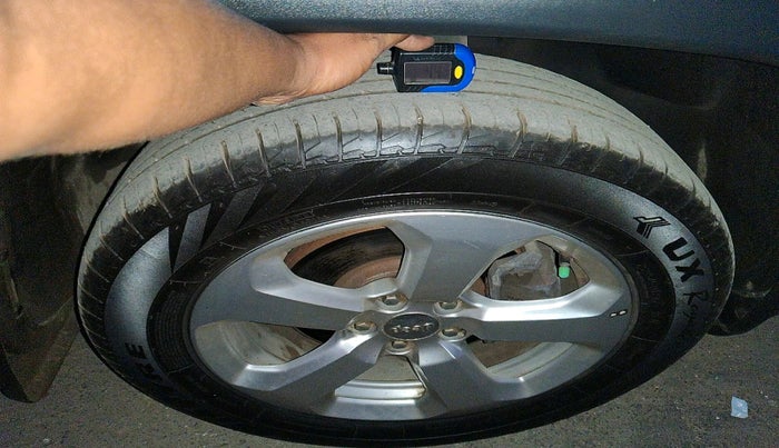 2018 Jeep Compass LIMITED 1.4 PETROL AT, Petrol, Automatic, 39,014 km, tyre