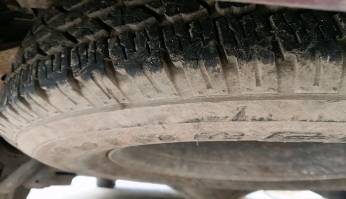 2012 Mahindra Xylo H9 BS IV, Diesel, Manual, 80,063 km, tyre