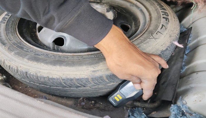 2011 Maruti Zen Estilo VXI, Petrol, Manual, 63,856 km, tyre