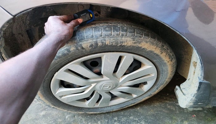 2017 Honda Jazz 1.2L I-VTEC SV, Petrol, Manual, 41,760 km, tyre