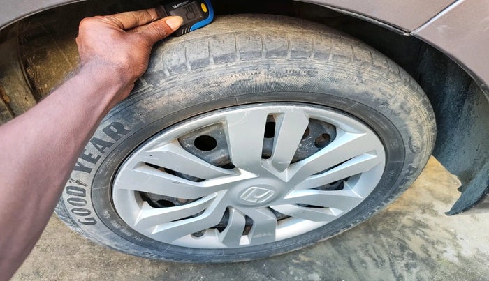 2017 Honda Jazz 1.2L I-VTEC SV, Petrol, Manual, 41,760 km, tyre