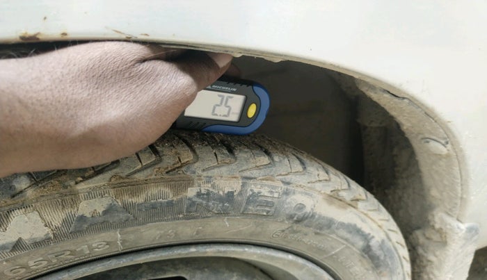 2017 Maruti Alto K10 VXI, Petrol, Manual, 71,536 km, tyre