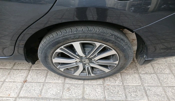 2022 Honda Amaze 1.2L I-VTEC VX CVT, Petrol, Automatic, 22,089 km, tyre