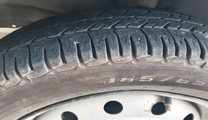 2010 Maruti Wagon R 1.0 LXI CNG, Petrol, Manual, 1,99,080 km, tyre