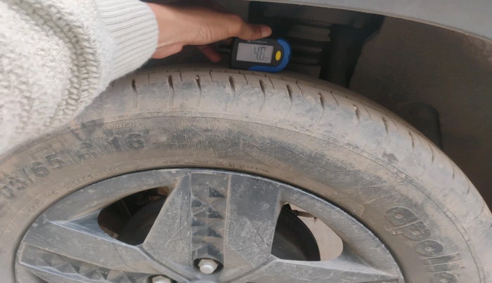 2022 Hyundai Creta S 1.5 PETROL, Petrol, Manual, 33,727 km, tyre