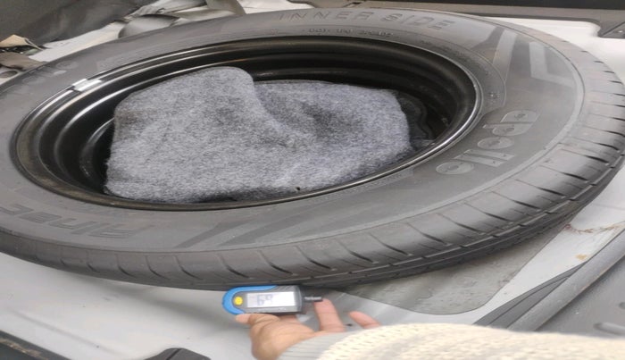 2022 Hyundai Creta S 1.5 PETROL, Petrol, Manual, 33,727 km, tyre