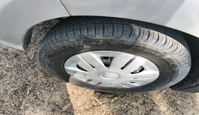 2018 Maruti Alto 800 LXI O, Petrol, Manual, 44,319 km, tyre