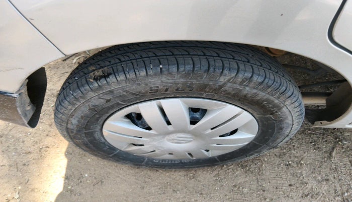 2018 Maruti Alto 800 LXI O, Petrol, Manual, 44,319 km, tyre