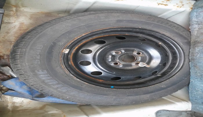 2011 Maruti Swift Dzire VXI, Petrol, Manual, 48,065 km, tyre