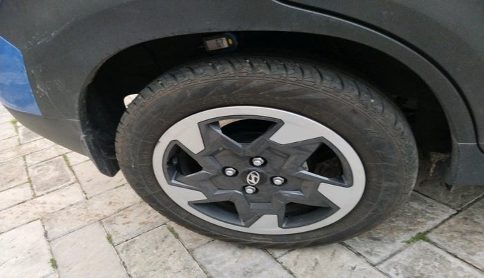 2023 Hyundai EXTER  SX 1.2 AMT, Petrol, Automatic, 11,453 km, tyre