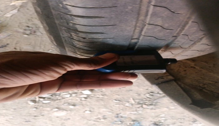 2016 Maruti Vitara Brezza ZDI PLUS, Diesel, Manual, 1,82,418 km, tyre