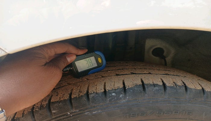 2017 Hyundai Elite i20 ASTA 1.2, Petrol, Manual, 22,637 km, tyre