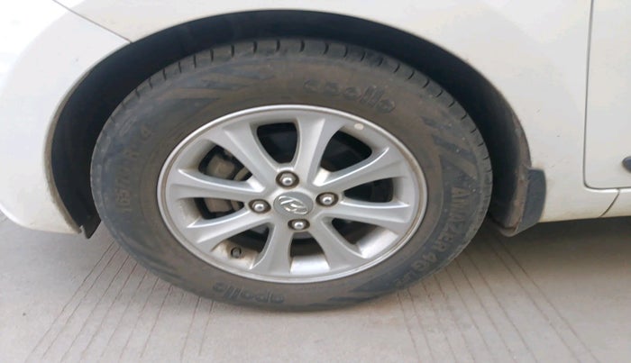 2015 Hyundai Grand i10 ASTA AT 1.2 KAPPA VTVT, Petrol, Automatic, 56,650 km, tyre