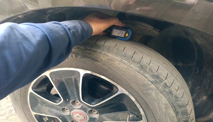 2018 Renault Duster 85 PS RXS MT DIESEL, Diesel, Manual, 1,49,693 km, tyre