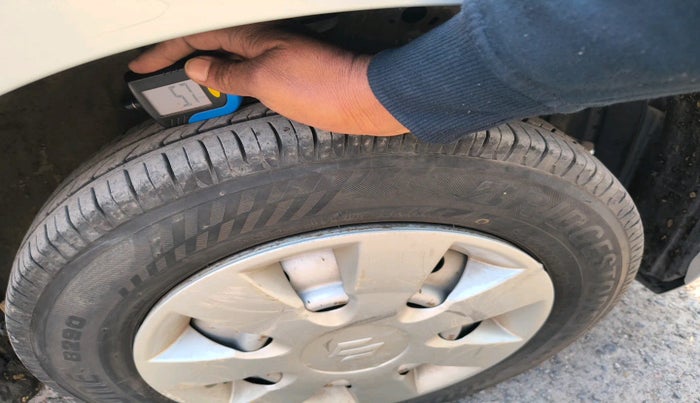 2013 Maruti Wagon R 1.0 LXI, Petrol, Manual, 45,822 km, tyre