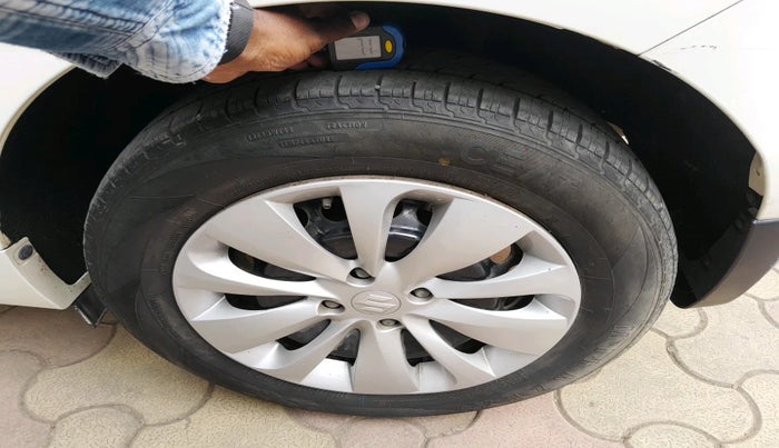 2016 Maruti Baleno DELTA PETROL 1.2, Petrol, Manual, 37,694 km, tyre