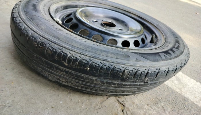 2016 Maruti Baleno DELTA PETROL 1.2, Petrol, Manual, 1,01,434 km, tyre