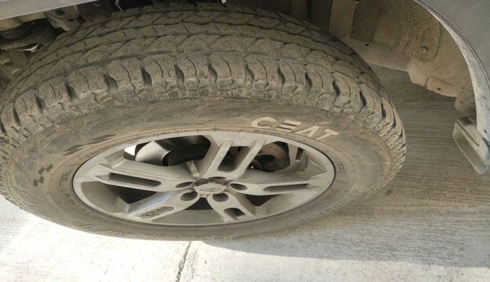 2022 Mahindra Thar LX HT PETROL 4WD MT, Petrol, Manual, 28,247 km, tyre