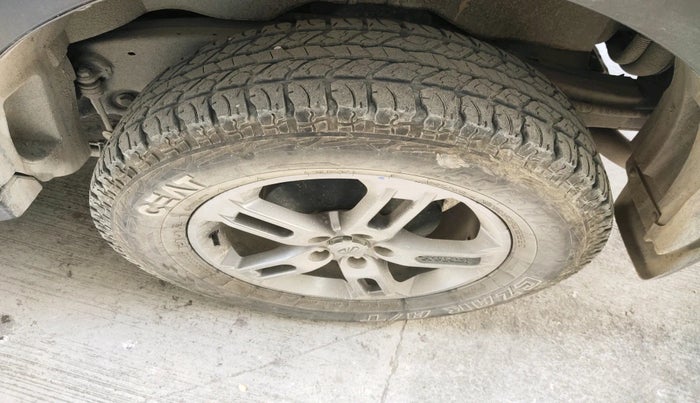 2022 Mahindra Thar LX HT PETROL 4WD MT, Petrol, Manual, 28,247 km, tyre