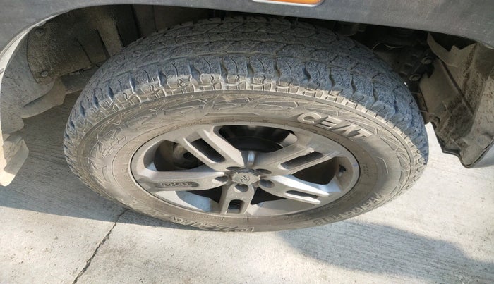 2022 Mahindra Thar LX HT PETROL 4WD MT, Petrol, Manual, 28,247 km, tyre