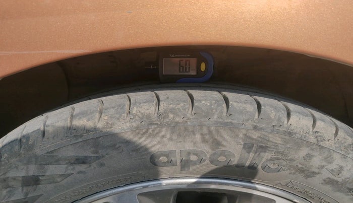 2015 Hyundai Grand i10 ASTA 1.2 KAPPA VTVT, Petrol, Manual, 49,022 km, tyre