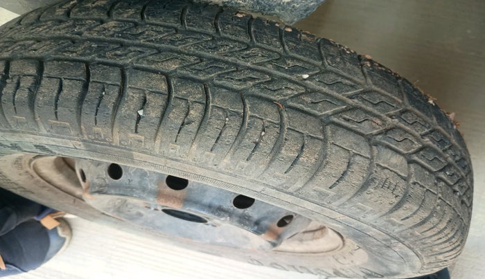 2015 Maruti Alto 800 LXI, Petrol, Manual, 62,378 km, tyre