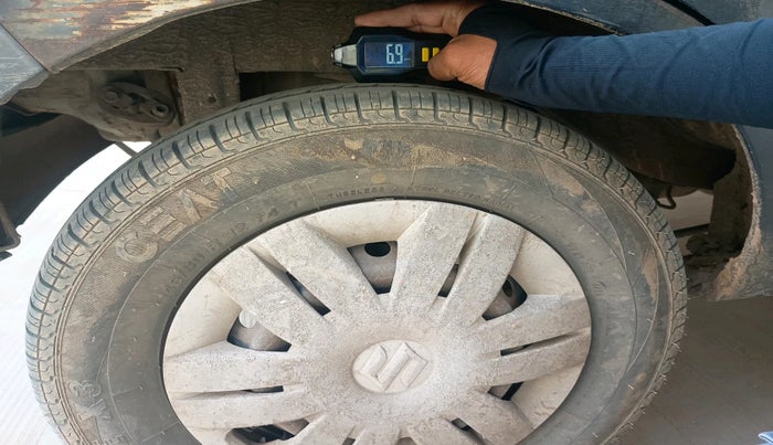 2015 Maruti Alto 800 LXI, Petrol, Manual, 62,378 km, tyre