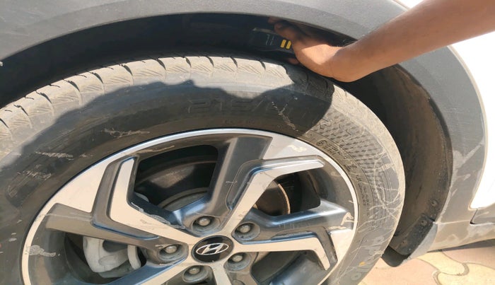 2019 Hyundai Creta SX AT 1.6 DIESEL, Diesel, Automatic, 1,14,176 km, tyre